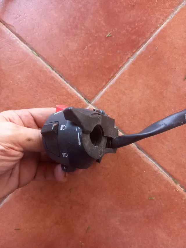 Mando luces Derbi GPR 50cc