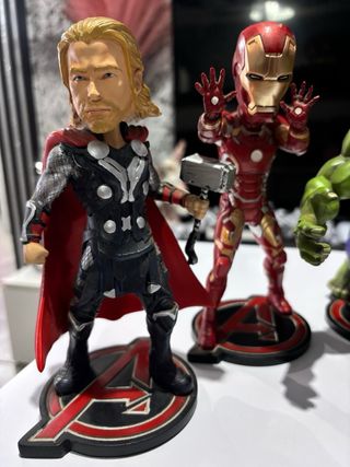Figuras Avengers NECA Head Knockers