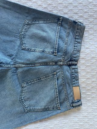 Pantalón vaquero Mango tiro alto pierna ancha