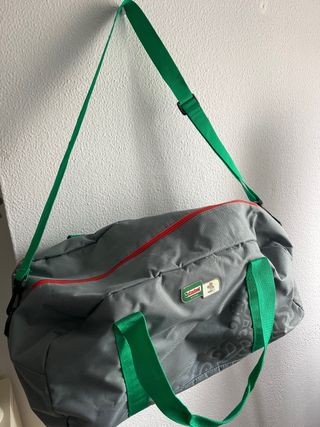 Bolsa de deporte Castrol gris y verde