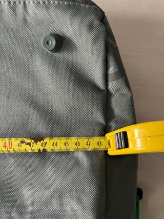 Bolsa de deporte Castrol gris y verde