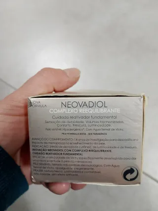 Crema Vichy Neovadiol - Trattamento riattivatore