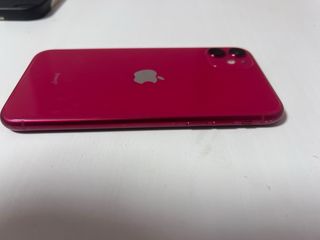 iPhone 11 64GB Rojo