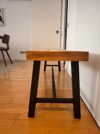 Banco de madera y metal