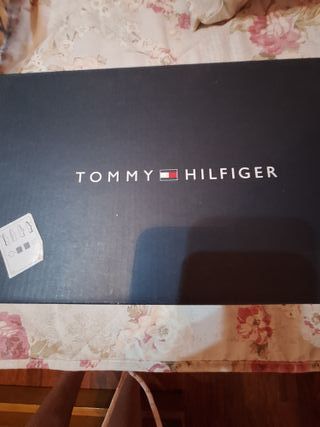 Zapatillas Tommy Hilfiger.