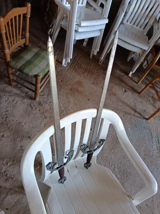 Espadas de hierro decorativas