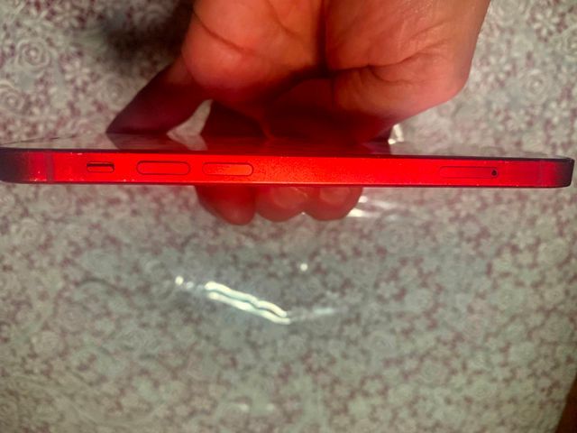 iPhone 12 Rosso