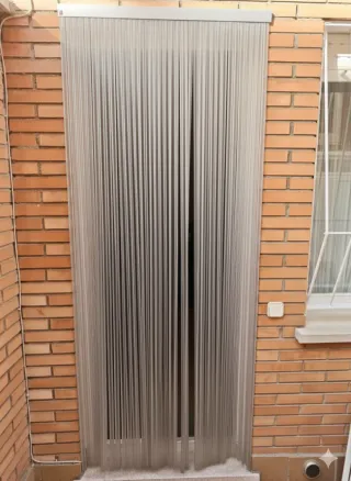 Cortina de tiras para puerta (mosquitera/ aislante