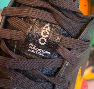 Botas Fútbol Nike Tiempo SG Pro ACC Negras/Amarill