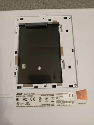 Notebook Asus F402S non testato leggi descrizione