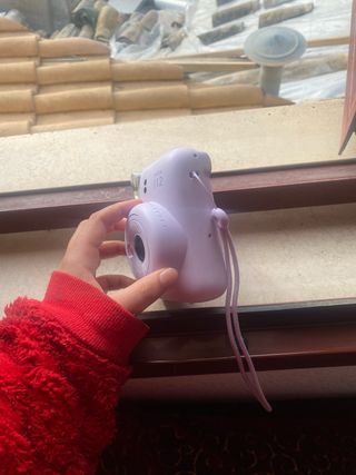 Cámara Instax Mini 12 Morada Nueva