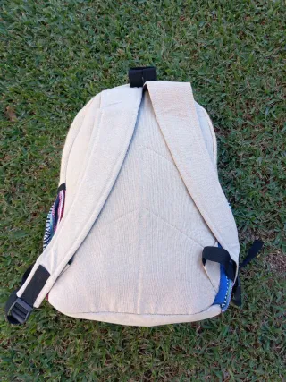 Mochila de cáñamo y algodón con diseño de oso trib