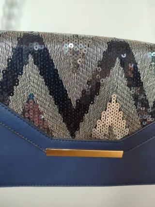 Bolso de fiesta azul marino con lentejuelas