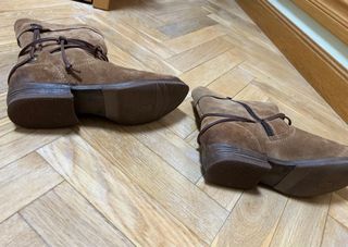 Botines ante marrón talla 39
