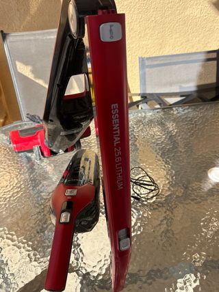 Aspirador Taurus 2 en 1 Rojo