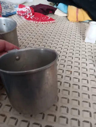 Jarras de aluminio vintage (2 unidades)