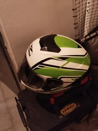 Casco Integral Vemar Blanco y Verde talla L