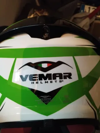 Casco Integral Vemar Blanco y Verde talla L