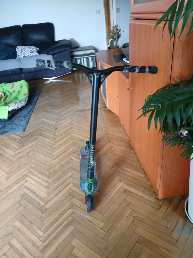 Scooter Blunt Prodigy S8