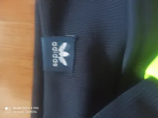 Sudadera Adidas Negra y Verde Neón