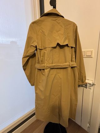 Gabardina RAINS Beige Talla XS sin usar