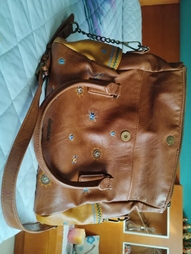 Bolso Desigual Marrón y Amarillo Casi Nuevo