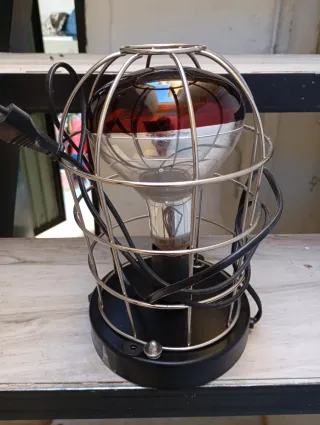 Bombilla de calor para debajo de la mesa