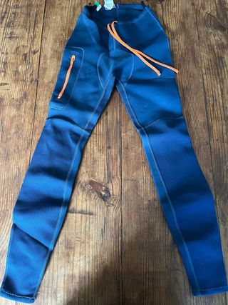 Pantalón Kayak Talla S Azul. Nuevo