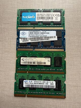 Memorias RAM para portátil (4GB, 1GB, 512MB)