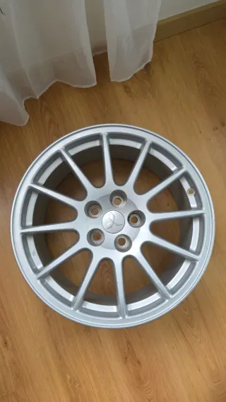 Llanta Enkei Evo X GSR