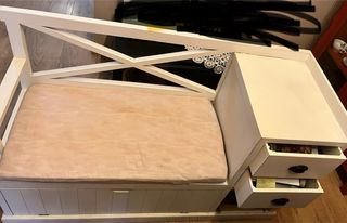 Banco zapatero con cajones y cesto