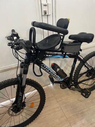 Bicicleta Mondraker con silla para niño