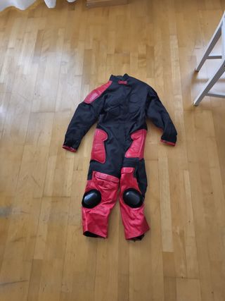 Mono de moto para niño talla 12