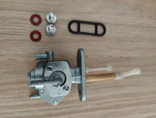 Grifo Gasolina Moto con membrana.