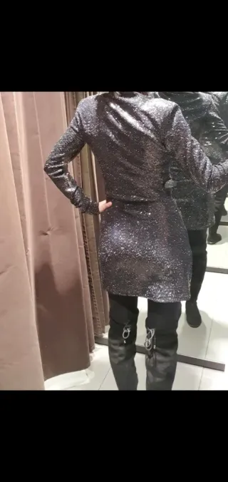 Vestido fiesta lentejuelas Zara