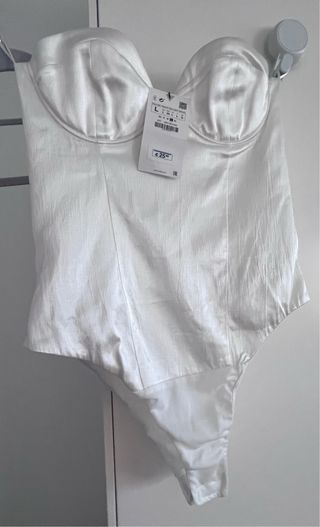 Top Zara Satén Blanco Talla L