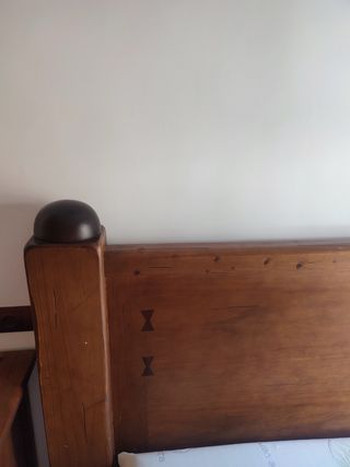 Cama de matrimonio de madera