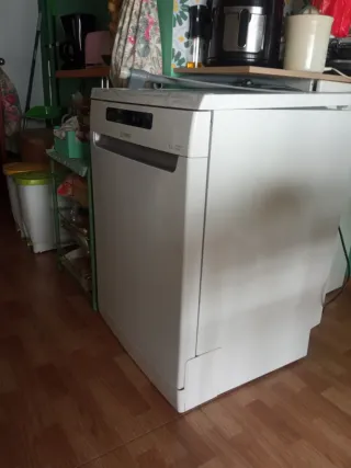 Piezas de Lavavajillas Indesit con fallo eléctrico