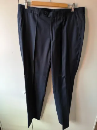 Traje de hombre azul