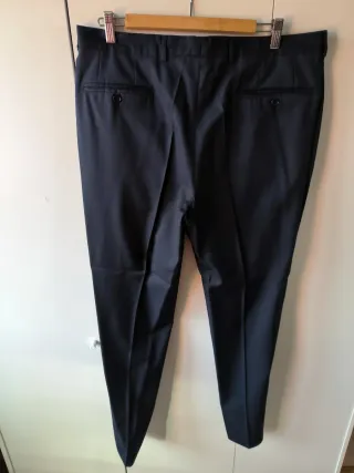 Traje de hombre azul