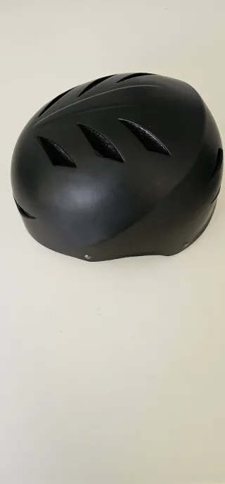 Casco nero satinato