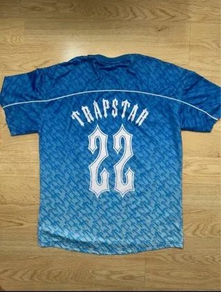 Camiseta Trapstar Azul y Blanca