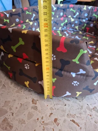 Cuccia morbida per cani con ossa