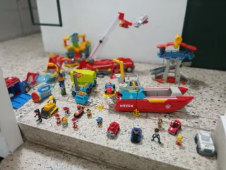 Lote Paw Patrol Vehículos y Figuras