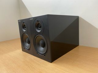 Altavoces Yamaha NS-BP110