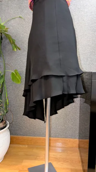 Falda Zara Negra Asimétrica