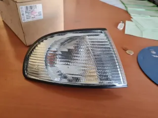 Intermitente derecho Audi A4 94-99