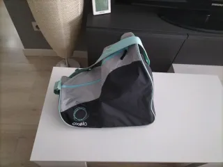 Patines en línea grises y azules