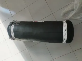 Saco de boxeo Fila de 20 kgs.
