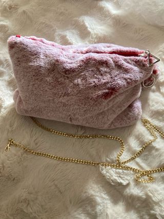 Conjunto Miya: Bolso y Cuello Pelo Rosa